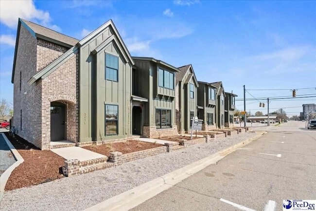 property at 501 W Cheves St