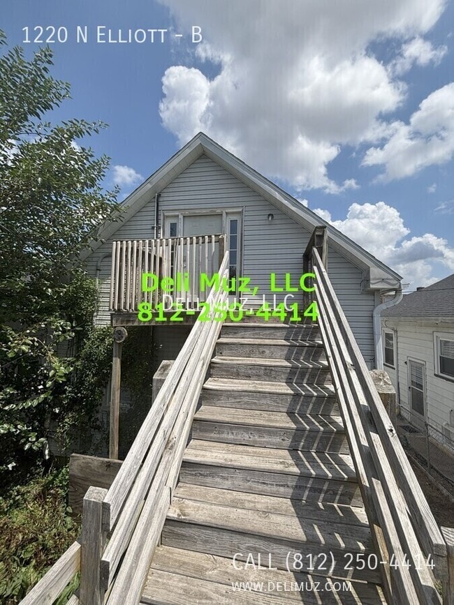property at 1220 N Elliott St
