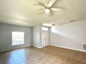 697 Hacienda Cir in Kissimmee, FL - Building Photo - Building Photo