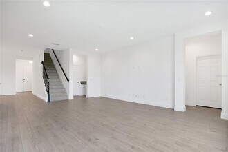 7842 Syracuse Dr in Clermont, FL - Building Photo - Building Photo