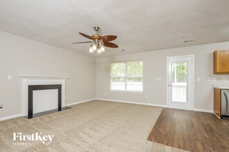 120 Wheaton Crest Ct in Winston-Salem, NC - Foto de edificio - Building Photo