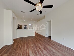 3754 Benson Park Blvd in Orlando, FL - Foto de edificio - Building Photo