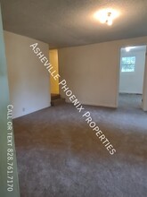454 Fairview Rd-Unit -Unit B in Asheville, NC - Foto de edificio - Building Photo