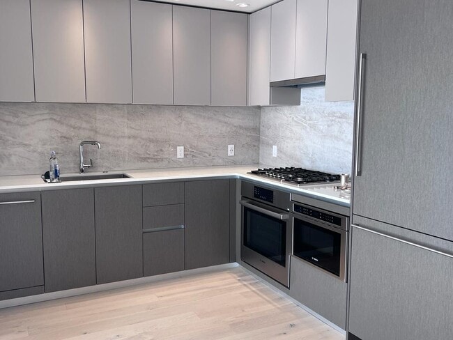 2510 6th Ave, Unit 2205 in Seattle, WA - Foto de edificio - Building Photo