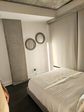 1045 Wellington Rue in Montréal, QC - Building Photo - Building Photo