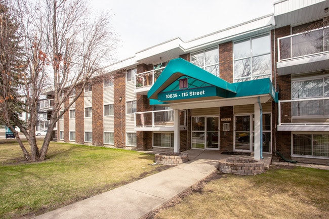 Queen Mary Apartments