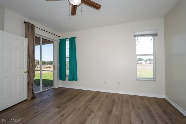 property at 11204 Lakeland Cir