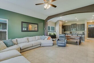 301 Marklawn Ln in Hutto, TX - Building Photo - Building Photo