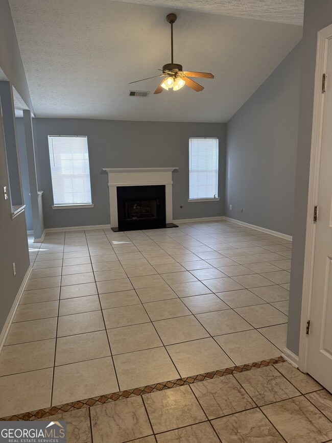 135 Plantation Blvd in Stockbridge, GA - Building Photo - Building Photo