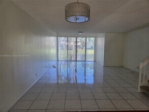 4599 Carambola Cir S in Coconut Creek, FL - Building Photo - Building Photo