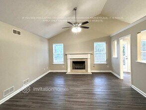 118 Williamsburg Dr in Dallas, GA - Foto de edificio - Building Photo
