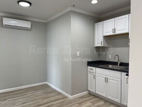 343 Arlen Dr in Rohnert Park, CA - Building Photo - Building Photo