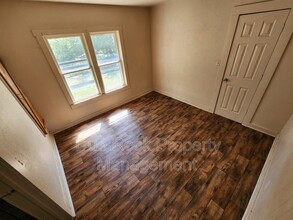510 N Division St in Asher, OK - Foto de edificio - Building Photo