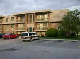 8147 Cedar Point Dr Apartments