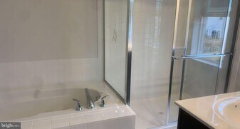 235 Crofton Ct in Stephenson, VA - Building Photo