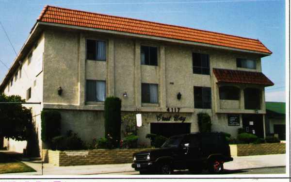 4117 W. Broadway in Hawthorne, CA - Building Photo - Building Photo