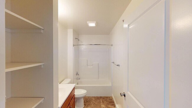 56 Hampshire Ln in Gibsonia, PA - Building Photo - Building Photo