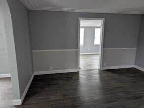 9926 Lake Dr in Spring Hill, FL - Building Photo - Building Photo