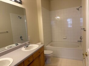 3952 S Carson St in Aurora, CO - Building Photo - Building Photo