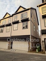 1973 Hollywood Rd in Atlanta, GA - Building Photo