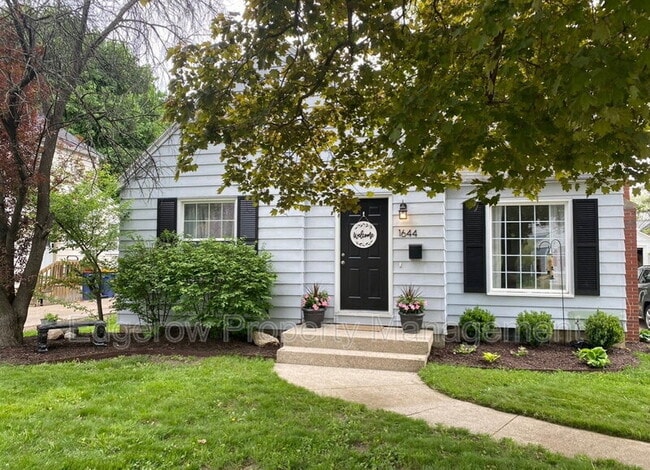 property at 1644 Philadelphia Ave SE