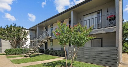 Granada Apartment Homes in Tyler, TX - Building Photo - Building Photo