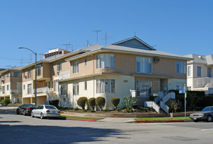 1427 S Beverly Dr Apartments