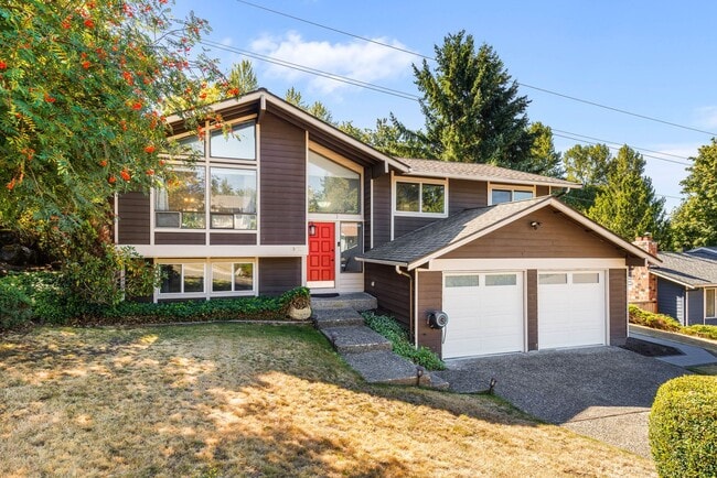 property at 15731 NE 105th Ct