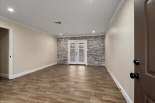 5018 Wilmington St in Houston, TX - Building Photo