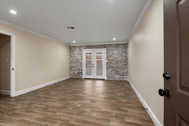 property at 5018 Wilmington St