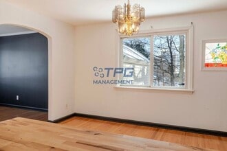 29 Glendale Rd in Woodbridge Township, NJ - Building Photo - Building Photo