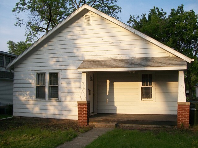 711 S Sixth St | Rentals in Kirksville, MO