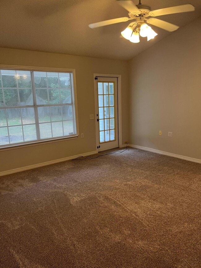 2715 River Run Rd in Navarre, FL - Building Photo - Building Photo