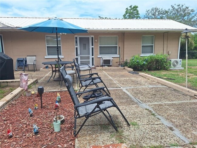 property at 149 E Seminole Ave
