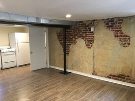 1536 Lowell Blvd, Unit b