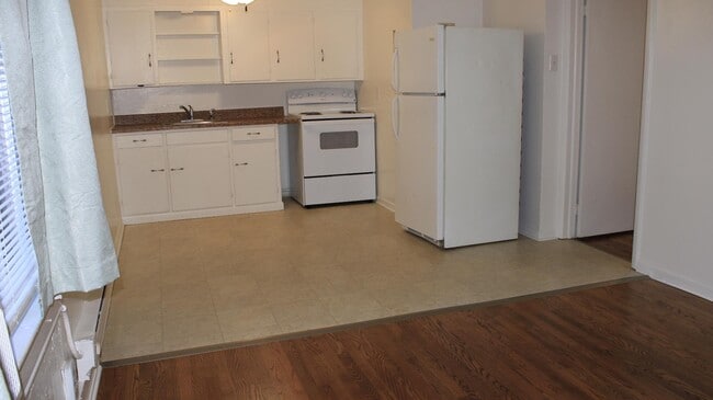 112 E Main St in Front Royal, VA - Building Photo - Building Photo