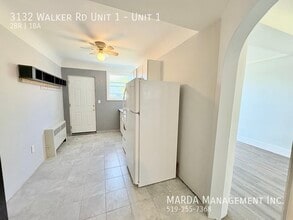 3132 Walker Rd in Windsor, ON - Building Photo - Building Photo
