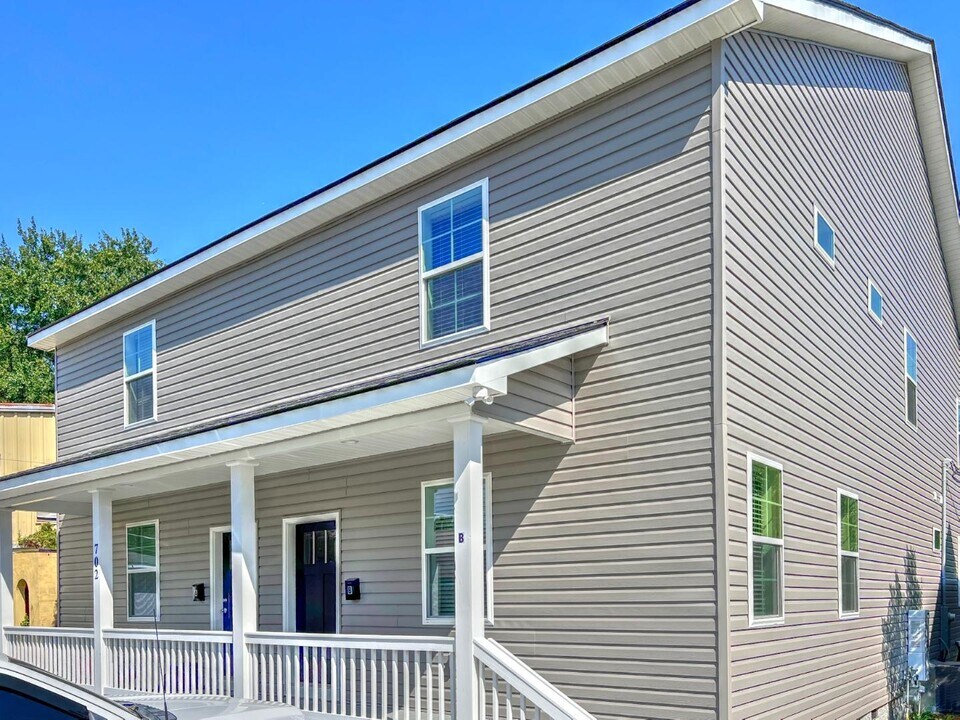 702 Maryland St in Columbia, SC - Building Photo