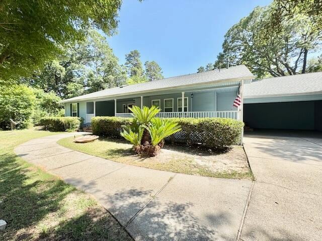 1034 Rocky Bayou Dr in Niceville, FL - Building Photo - Building Photo