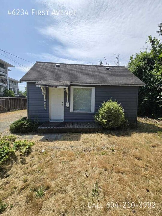 46234 First Ave in Chilliwack, BC - Building Photo