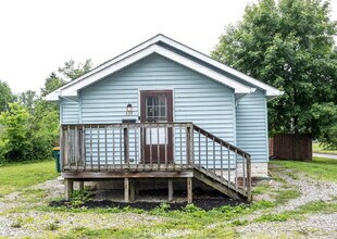334 Ellis St in Plainfield, IN - Building Photo - Building Photo
