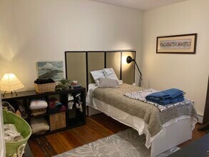 39 Magnolia Ave in Cambridge, MA - Foto de edificio - Building Photo