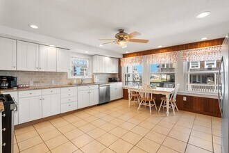 105 Turner Rd, Unit B in Scituate, MA - Building Photo - Building Photo
