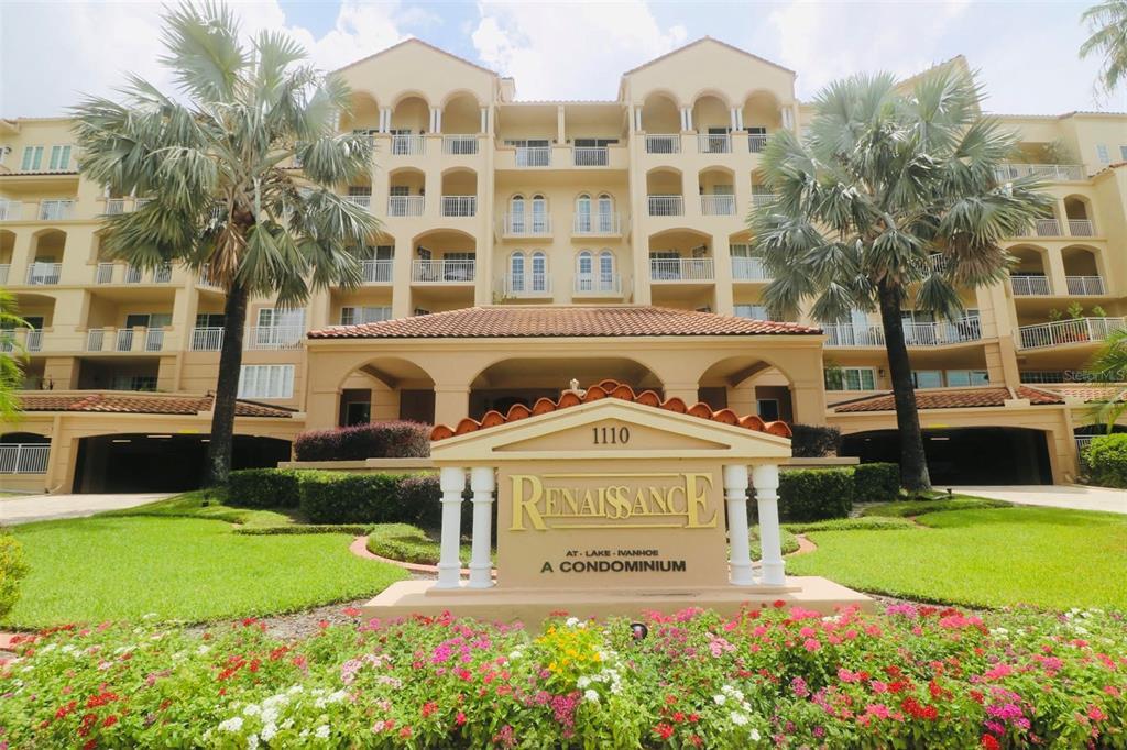 1110 W Ivanhoe Blvd in Orlando, FL - Building Photo