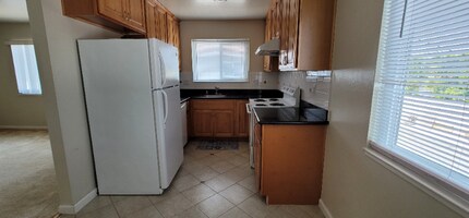 1642 Queen Charlotte Dr in Sunnyvale, CA - Building Photo - Building Photo
