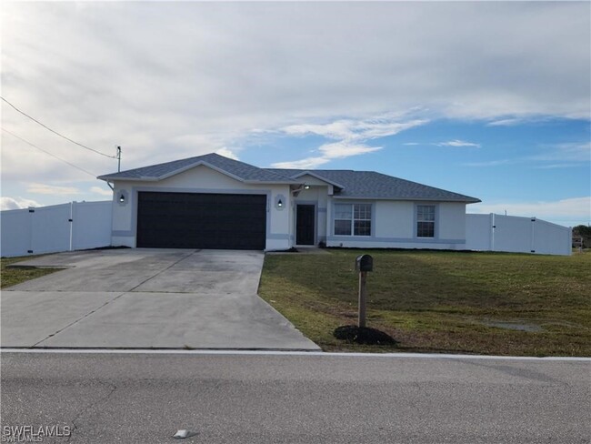 property at 1118 Nelson Rd N