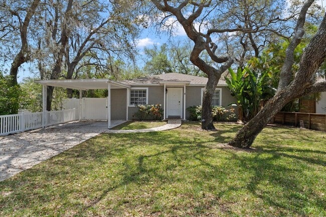 property at 3128 W Varn Ave