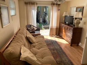 2535 2nd Ave N-Unit -Garden in St. Petersburg, FL - Building Photo - Building Photo