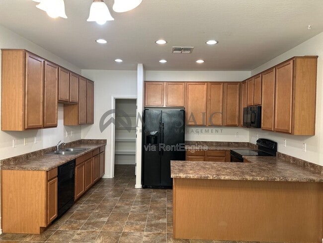 957 S Almira Ave in Gilbert, AZ - Building Photo - Building Photo