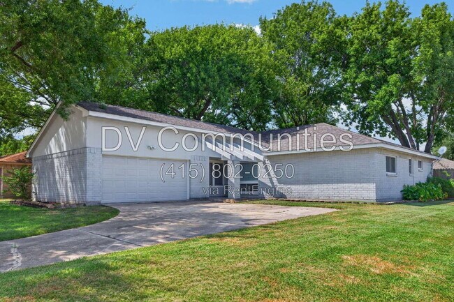 property at 9747 Rocky Hollow Rd
